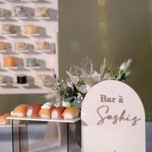 Nouveau & Unique !

Découvrez notre présentoir à sushis fait sur mesure – une touche originale et élégante pour sublimer vos événements.
Parfait pour vos réceptions, mariages ou soirées d’entreprise, il allie esthétique et gourmandise.

Disponible pour toutes nos prestations traiteur.
Parce qu’un buffet peut aussi être original ❤️

Photo @jp_rabier

#traiteur #traiteurmariage
#japanfood #mariage
#mariagegironde #CouleurSushi #bassindarcachon #biganos #andernos